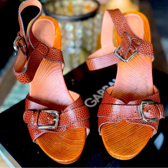 Dolce & Gabbana Cognac brown leather sandals heels with studs western vibe boho - Picture 5 of 11